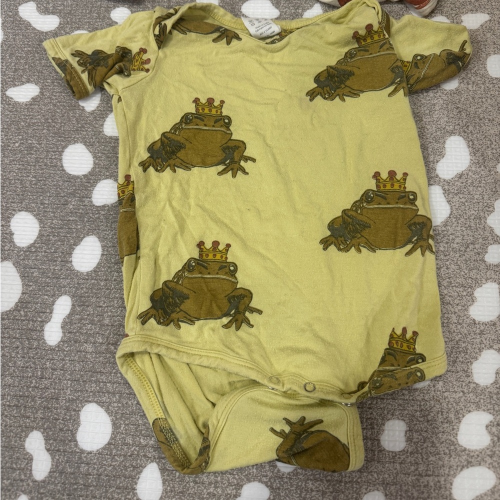 kate quinn Kids One Pieces Bodysuits - White, Cream, Yellow - Picture 5 of 11